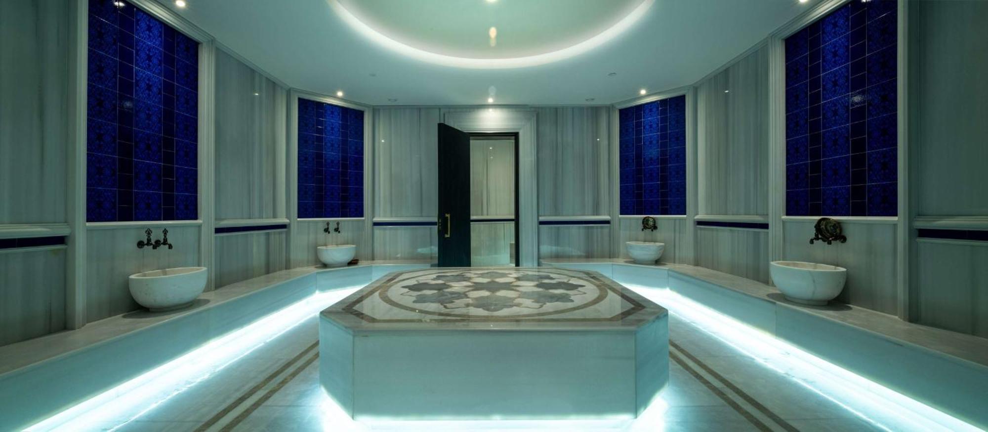 Hilton Mall Of Istanbul Istambul Exterior foto Turkish bath